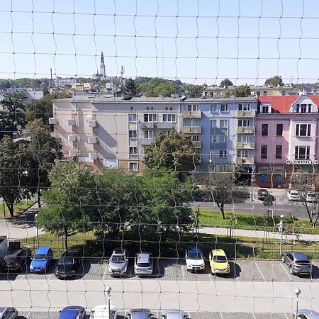 Apartament M-3 Centrum - 38M2 Čenstochová Exteriér fotografie